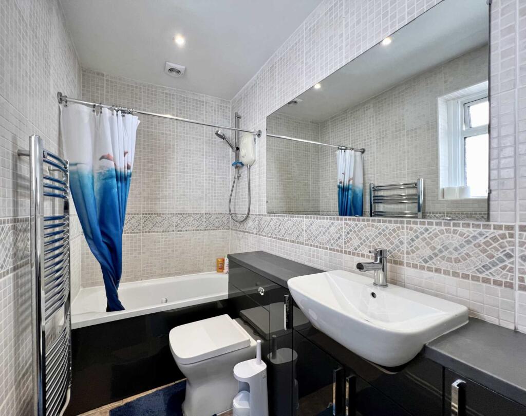 Additional image 10 of Fairfield Road, Brentwood