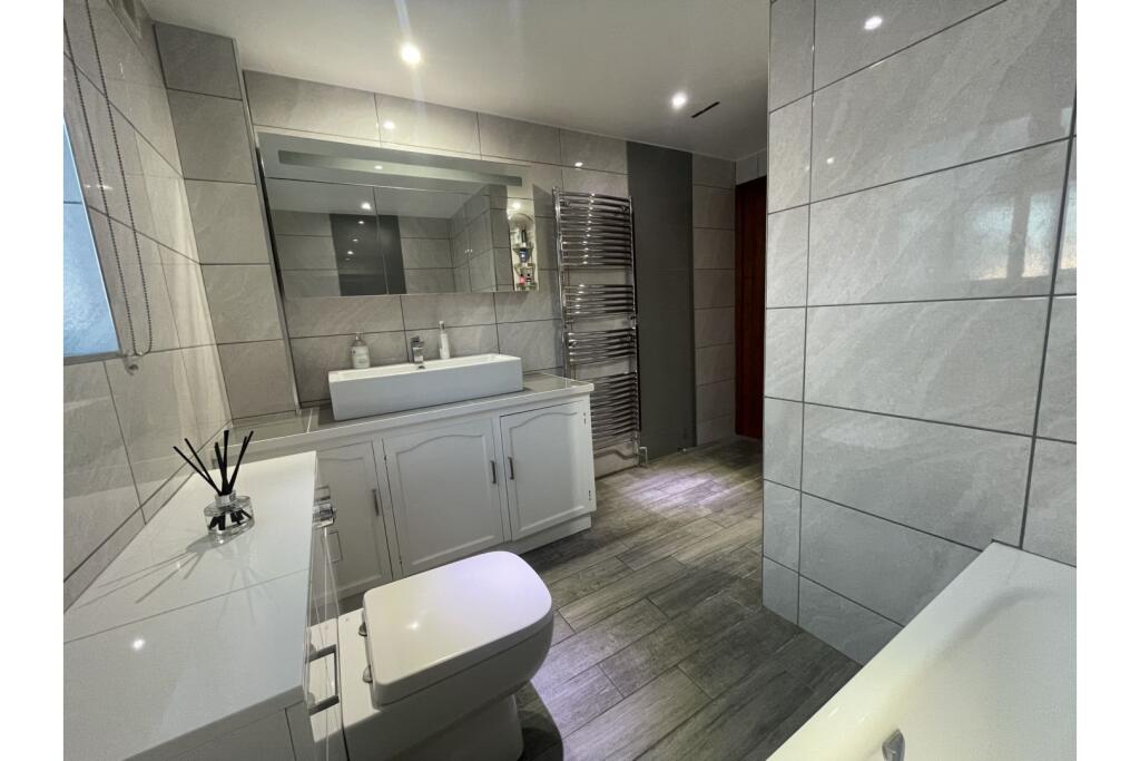 Additional image 13 of Petersfield Lane, Halstead, CO9