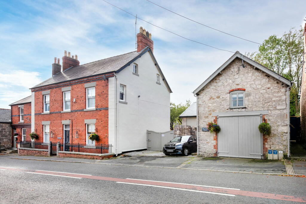 Primary image of South Street, Caerwys, Flintshire CH7 5AF