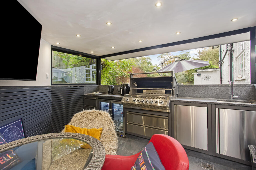 Additional image 23 of Shirley Church Road, Croydon, CR0