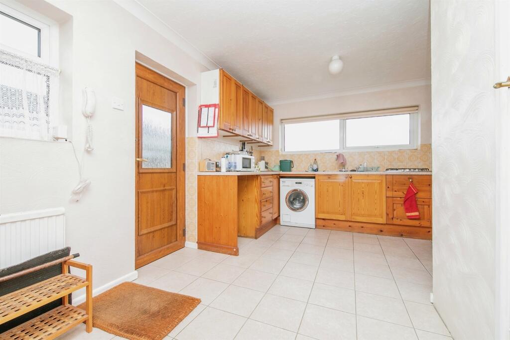 Additional image 7 of Arderne Close, Harwich