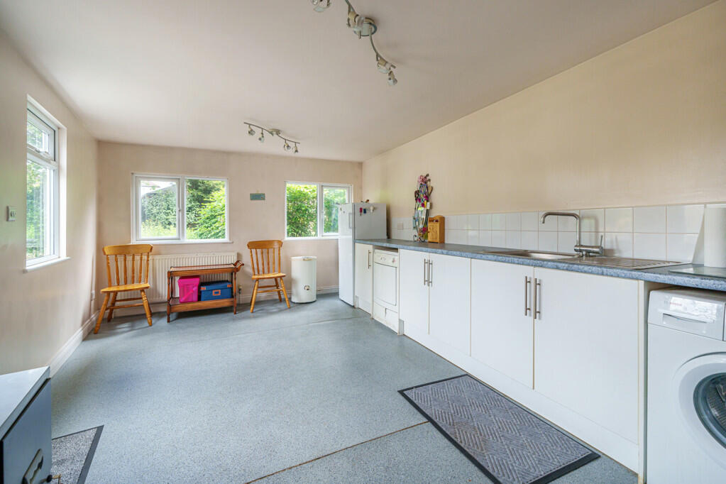 Additional image 7 of Addisons Close, Croydon