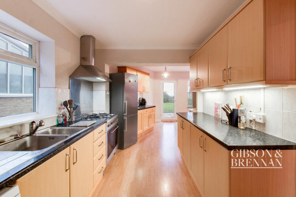 Additional image 3 of Balmoral Close, Billericay, CM11