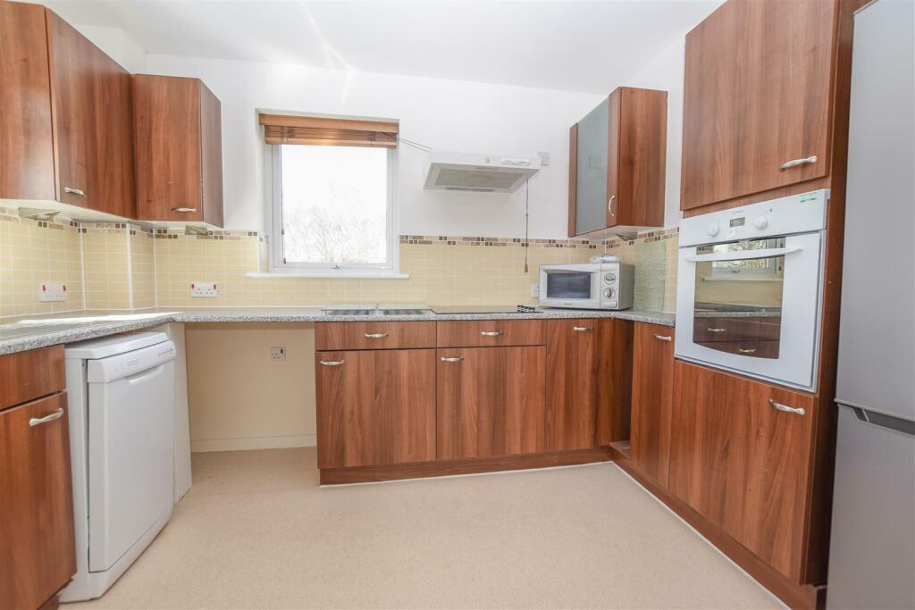 Additional image 6 of New Grosvenor Road, Ellesmere Port