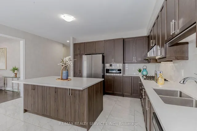 Additional image 27 of 48 Puffin Cres