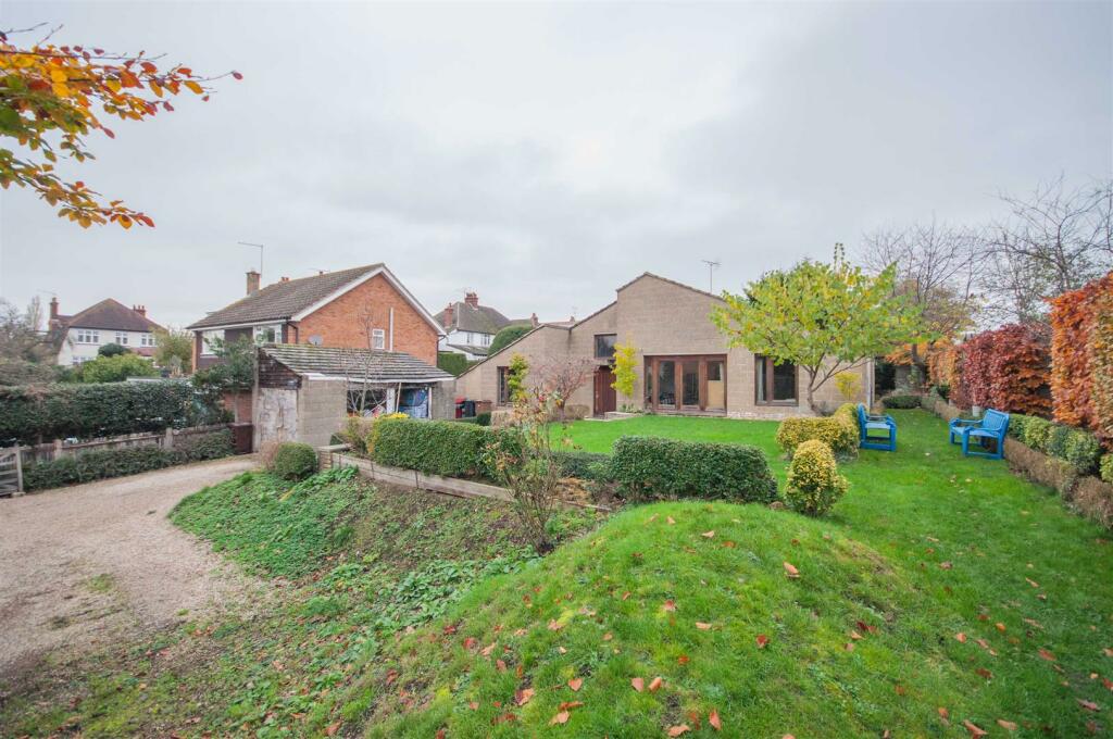 Additional image 21 of Rainsford Avenue, Nr City Centre, Chelmsford