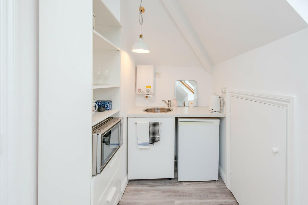 Additional image 14 of East Croydon, Surrey