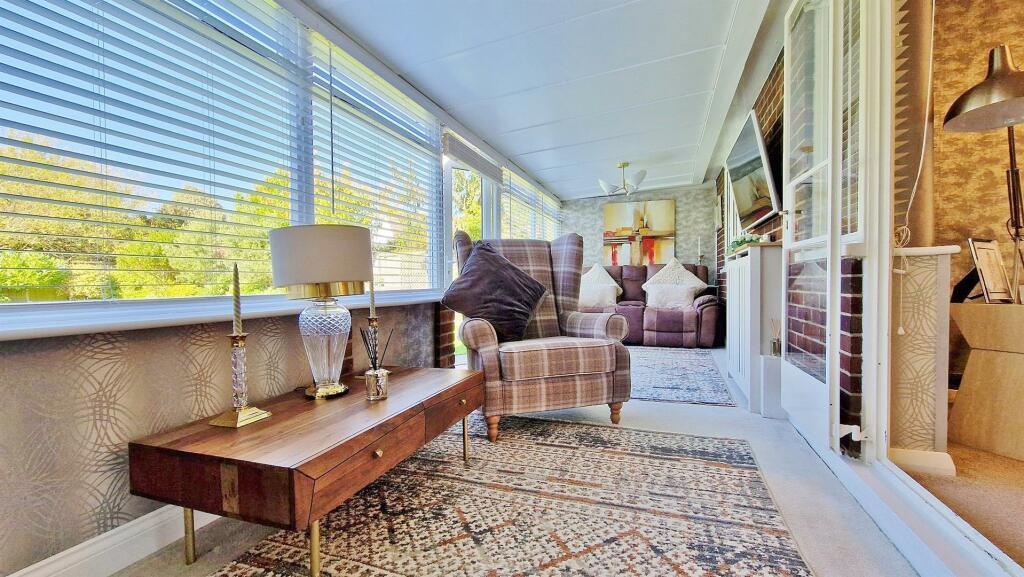 Additional image 20 of Old Parsonage Way, Frinton-On-Sea