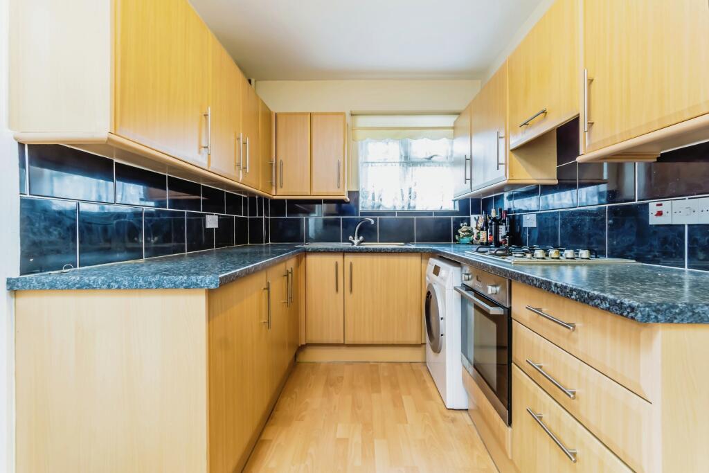 Additional image 11 of Lynwood Avenue, Coulsdon, CR5