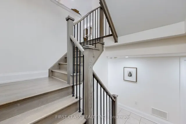 Additional image 29 of 22 Kenneth Wood Cres