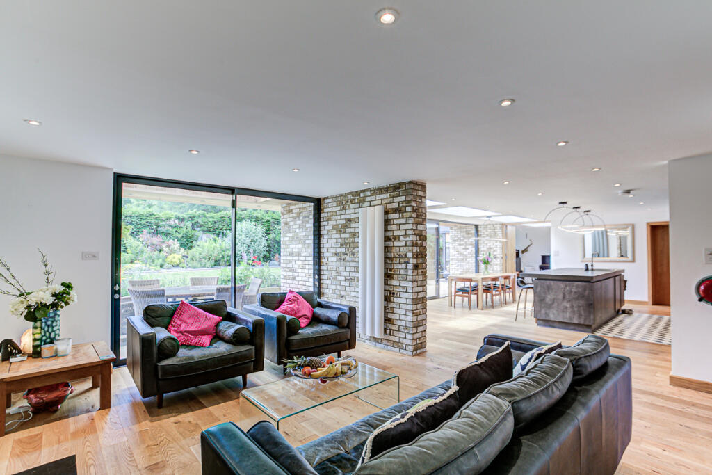 Additional image 4 of Willow Close, Bishop's Stortford, Hertfordshire, CM23