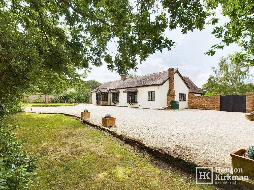 Additional image 3 of Hawkswood Road, Downham, nr Billericay, CM11 1JZ