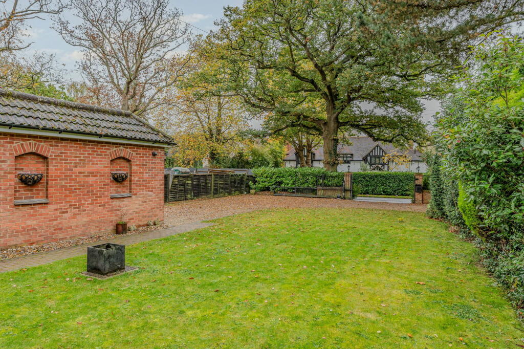 Additional image 30 of Ridgeway, Hutton, Brentwood, CM13 2LJ