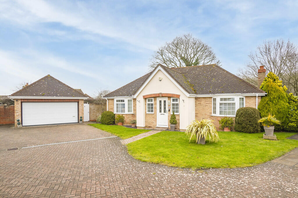 Primary image of Leavenheath, Suffolk