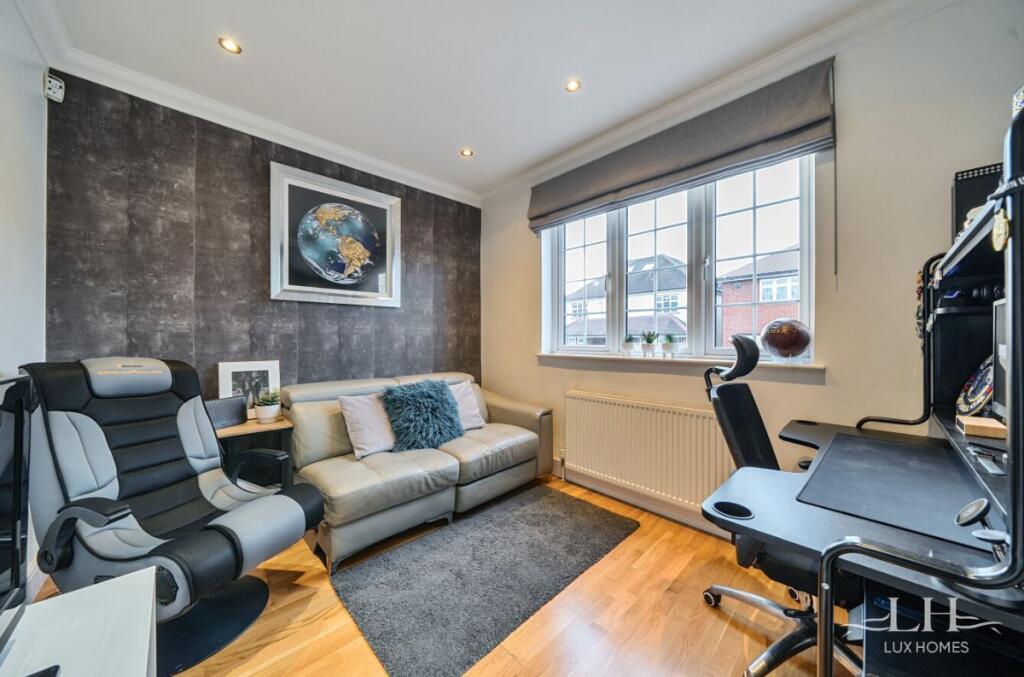 Additional image 10 of Wansford Close, Brentwood