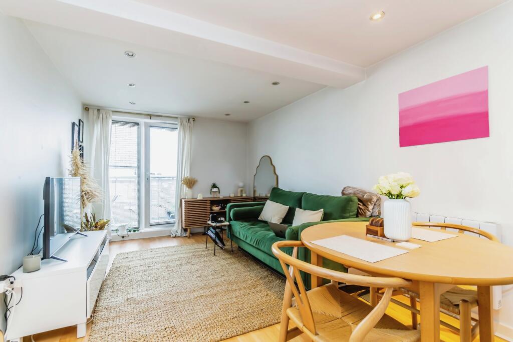 Additional image 5 of Holm Court, Westway, Caterham, Surrey, CR3