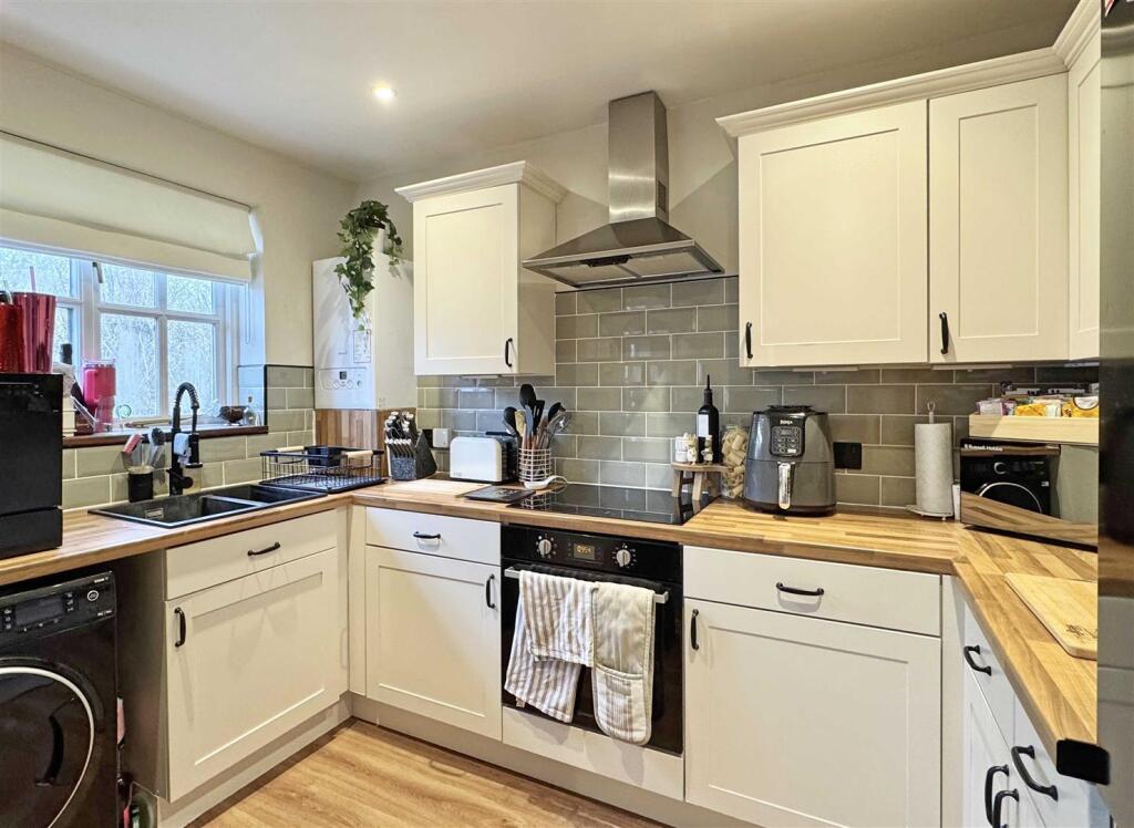 Additional image 2 of Ragley Close, Great Notley, Braintree