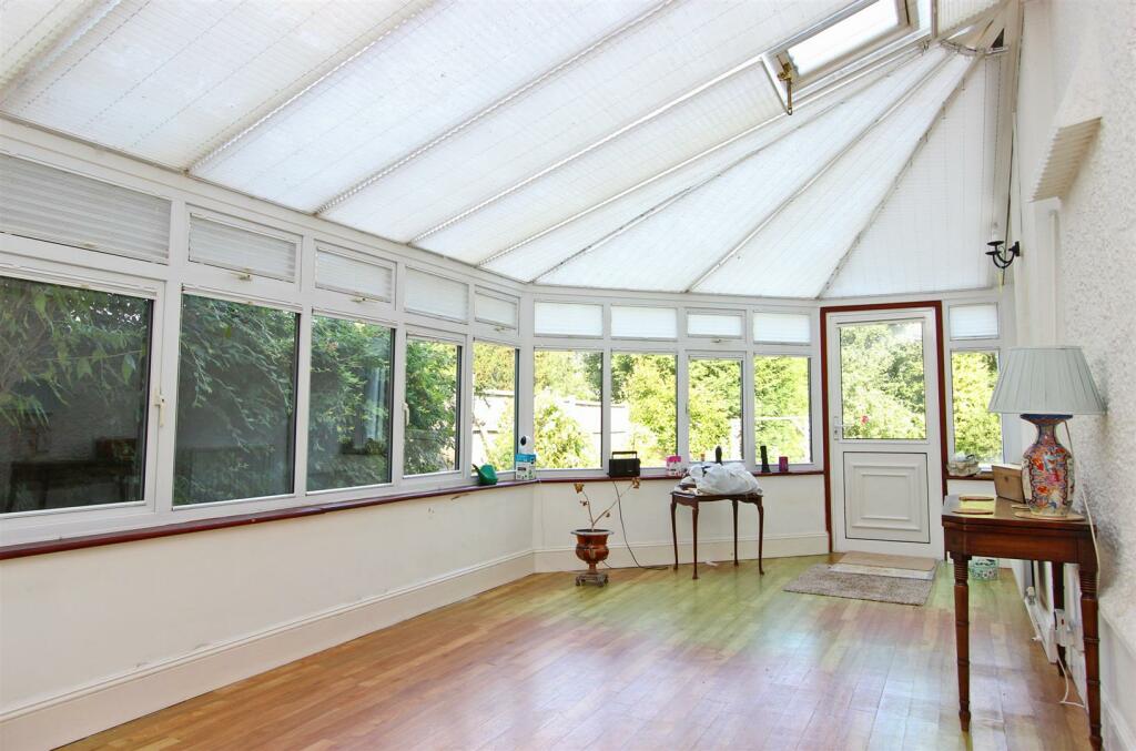 Additional image 8 of How Lane, Chipstead, Surrey