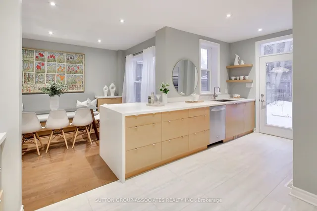 Additional image 16 of 63 Alberta Ave