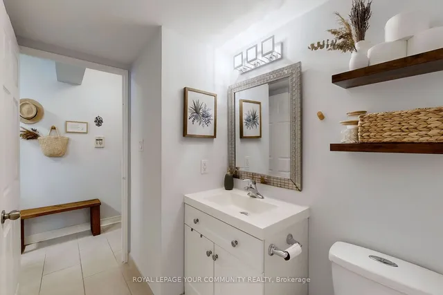Additional image 16 of 35 Merton St Unit 1008