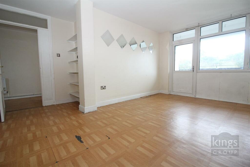 Additional image 3 of Spring Hills, Harlow