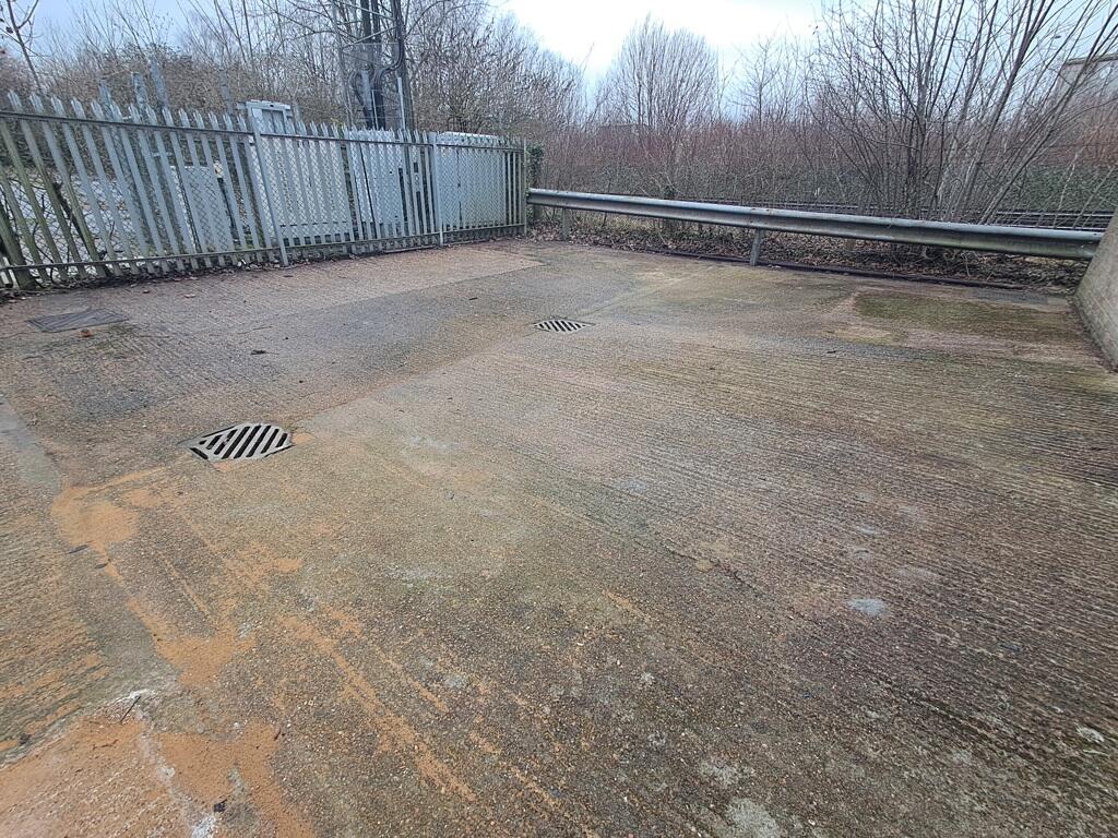 Additional image 5 of Unit A, Redlands, Coulsdon, Surrey, CR5 2HT