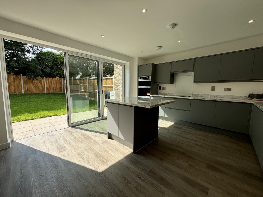 Additional image 5 of Oakview Walk, Harlow, Essex, CM18