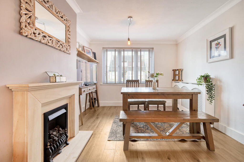 Additional image 4 of Park Lane, Ramsden Heath, CM11