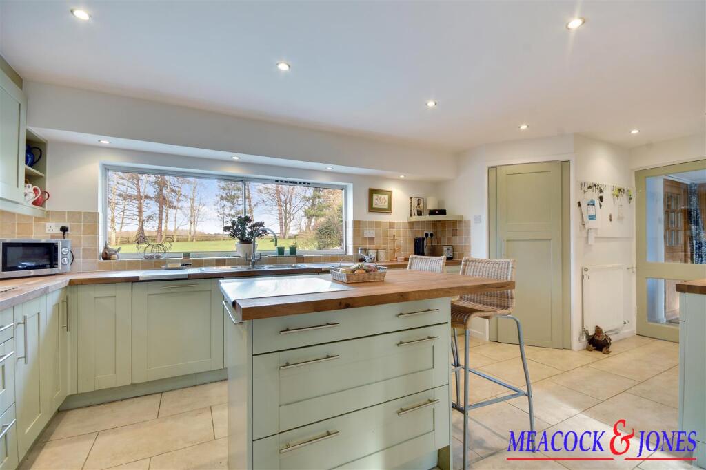 Additional image 13 of Blackmore Road, Fryerning, Ingatestone