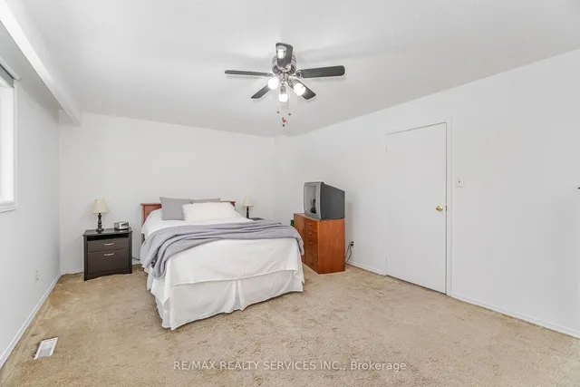 Additional image 15 of 76 Simmons Blvd