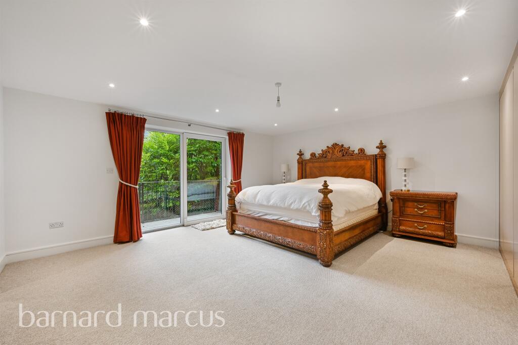 Additional image 6 of The Mount, Warlingham