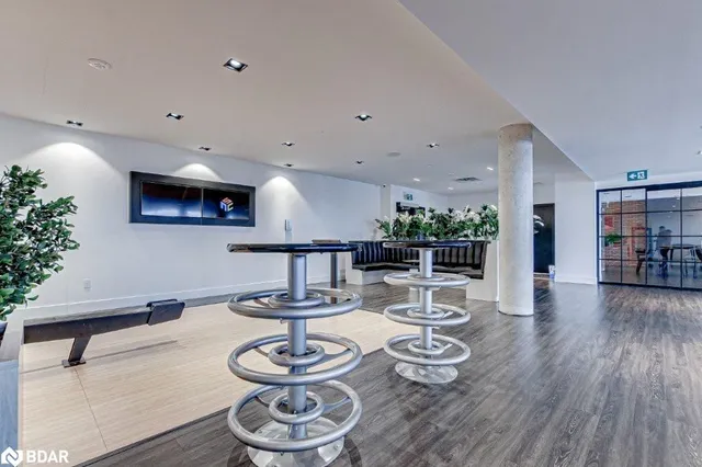 Additional image 22 of 15 Wellington South St Unit 2204