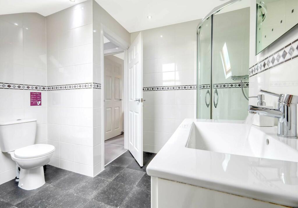 Additional image 12 of Harpers Lane, Doddinghurst, CM15