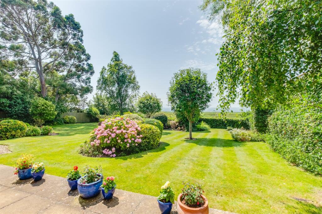 Additional image 15 of Manorial Road, Parkgate