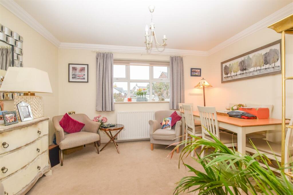 Additional image 8 of Neston Road, Willaston, Neston