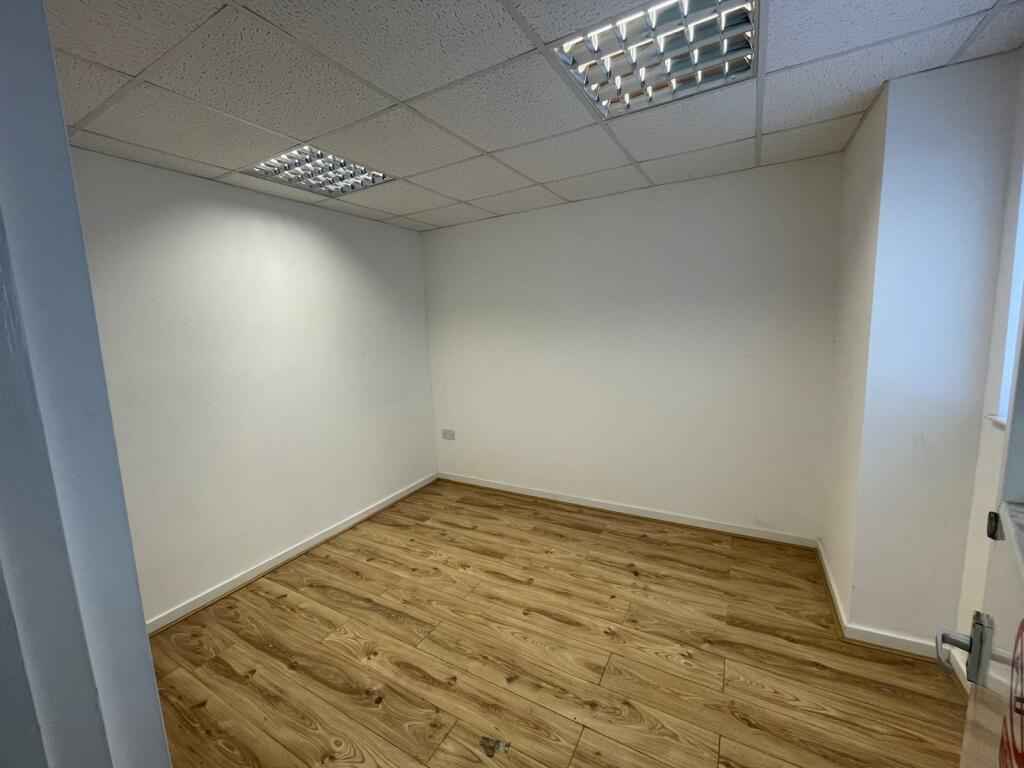 Additional image 5 of Braintree