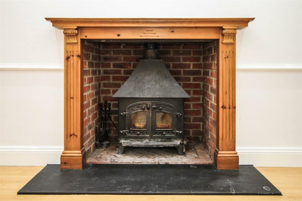 Additional image 8 of Orchard Piece, Blackmore