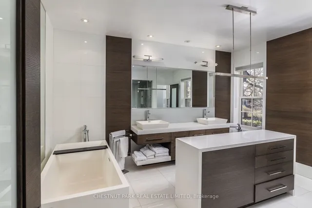 Additional image 19 of 17 Warren Rd