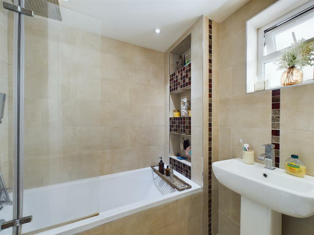 Additional image 11 of Stoats Nest Village, Coulsdon