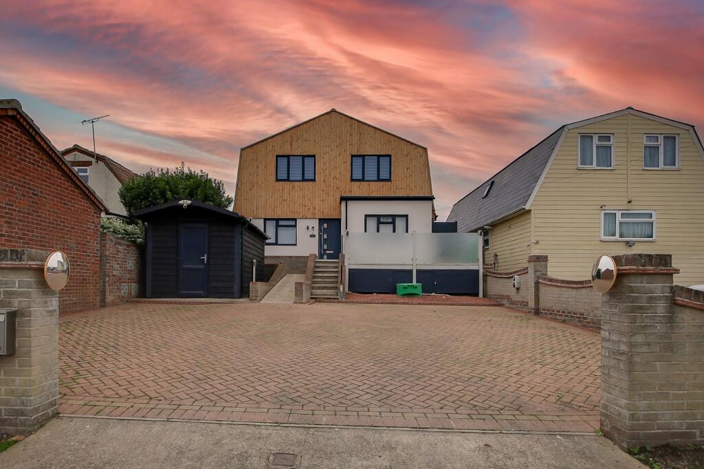 Additional image 44 of Eastern Promenade, Point Clear Bay, Essex, CO16