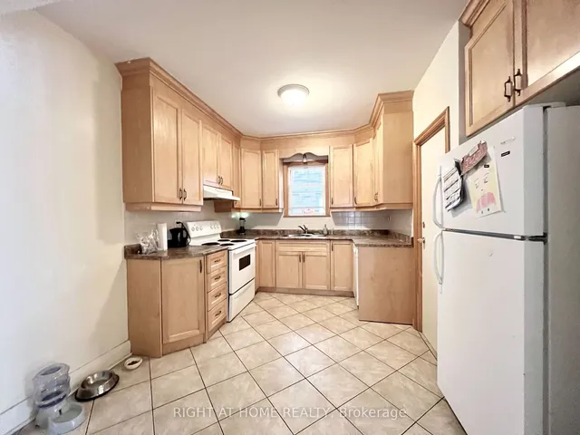 Additional image 8 of 1198 Avenue Rd