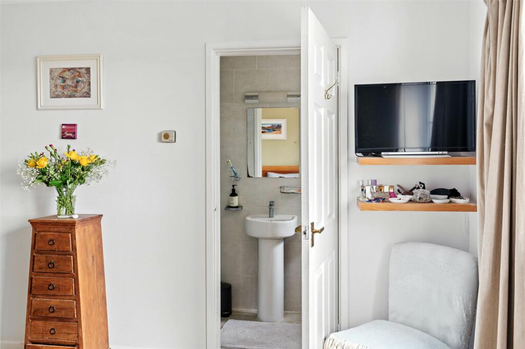 Additional image 14 of Crocklands, Greenstead Green, Halstead, Essex, CO9