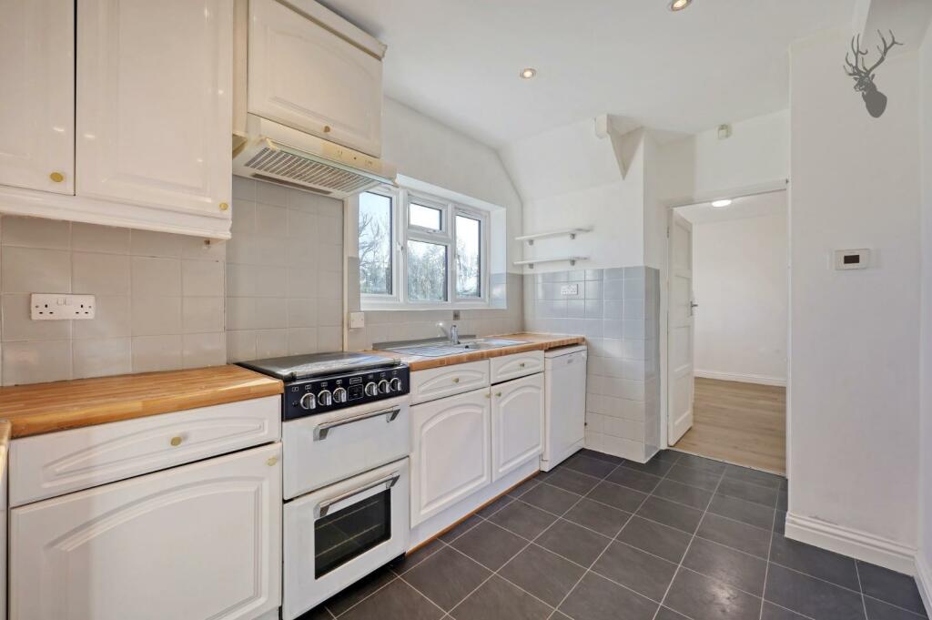 Additional image 8 of Centre Drive, Epping