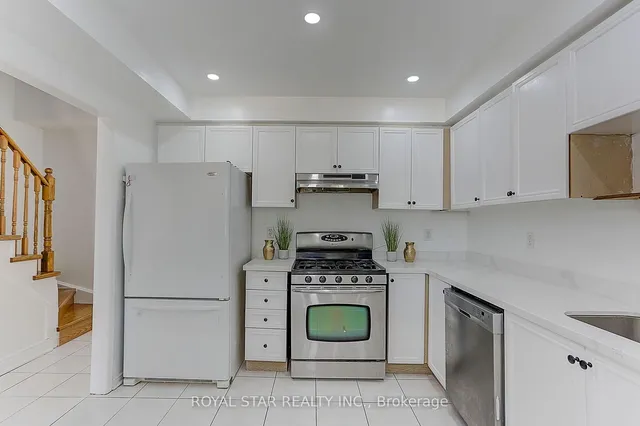 Additional image 13 of 39 Caruso Dr