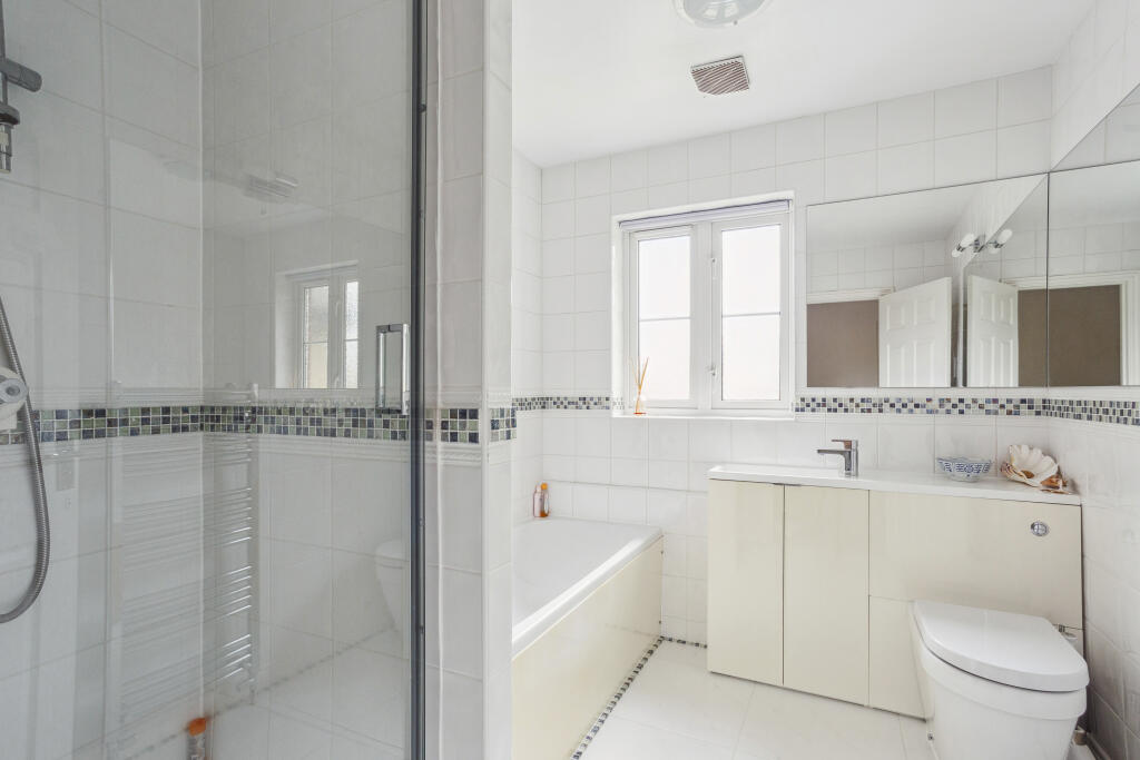 Additional image 19 of Dene Close, Outwood Lane, Coulsdon, CR5