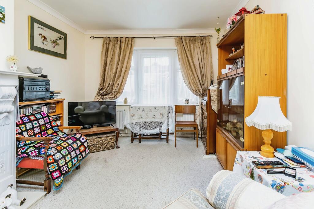 Additional image 10 of Auckland Road, Caterham, Surrey, CR3