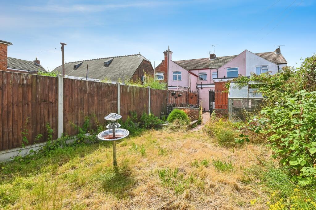 Additional image 16 of Ferndale Road, Harwich, Essex, CO12