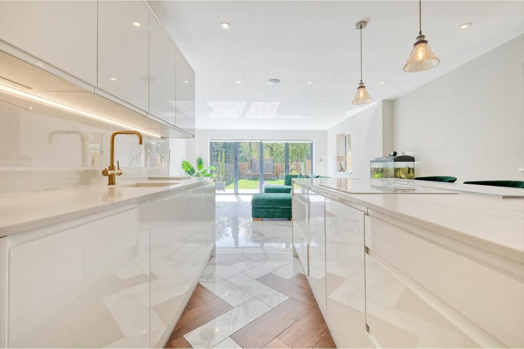 Additional image 3 of Ongar Road, Brentwood, CM15