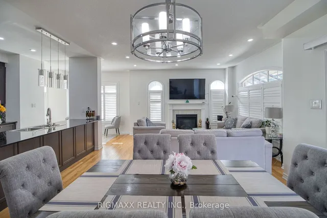 Additional image 14 of 53 Lola Cres