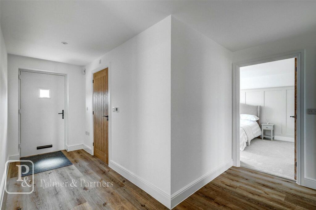 Additional image 5 of Madeleine Gardens, Great Holland, Frinton-On-Sea, CO13